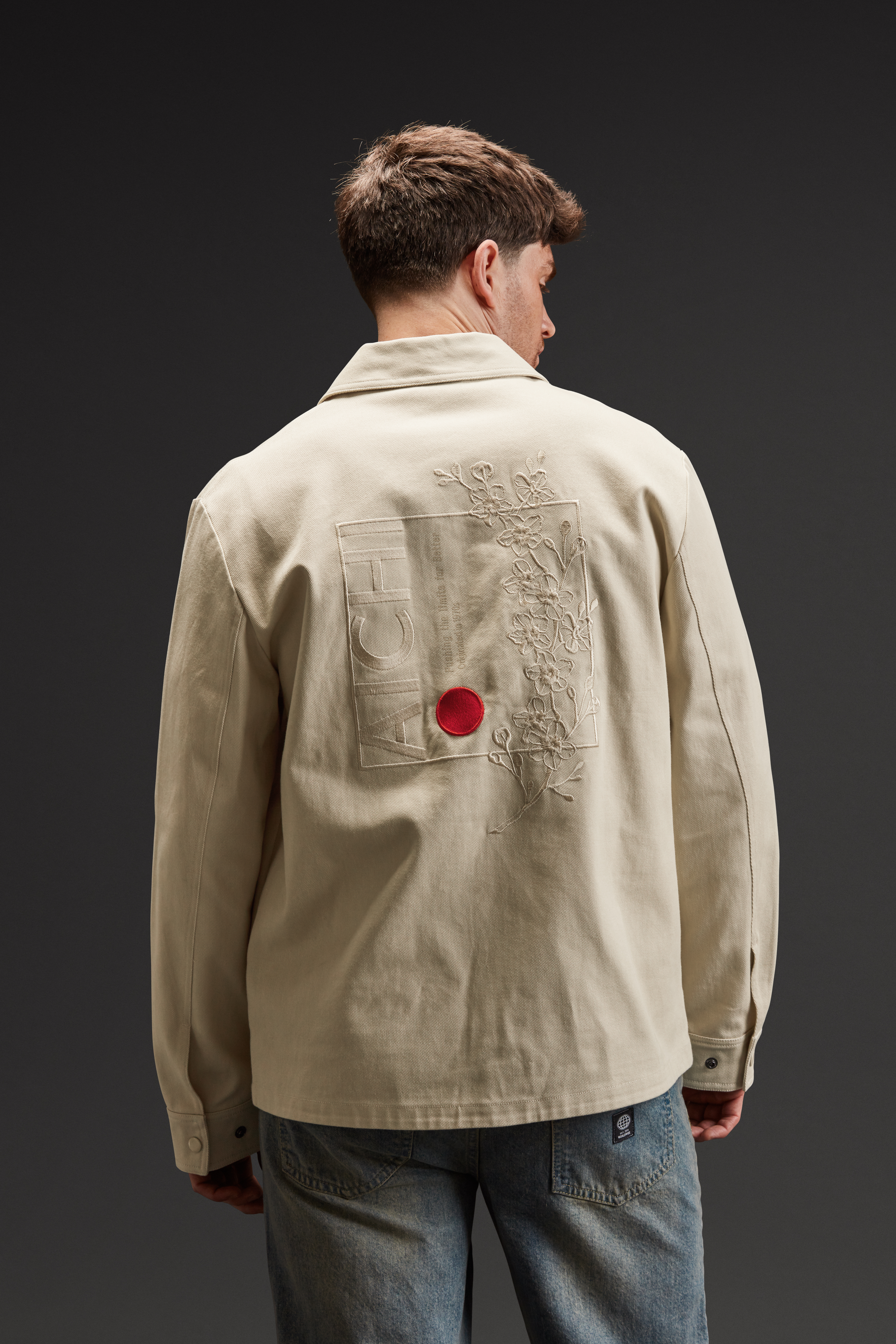 Campera Liviana Aichi image number null